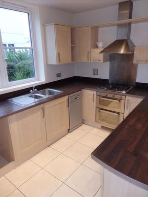 Photo 9- click for photo gallery